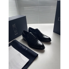 Christian Dior Low Shoes